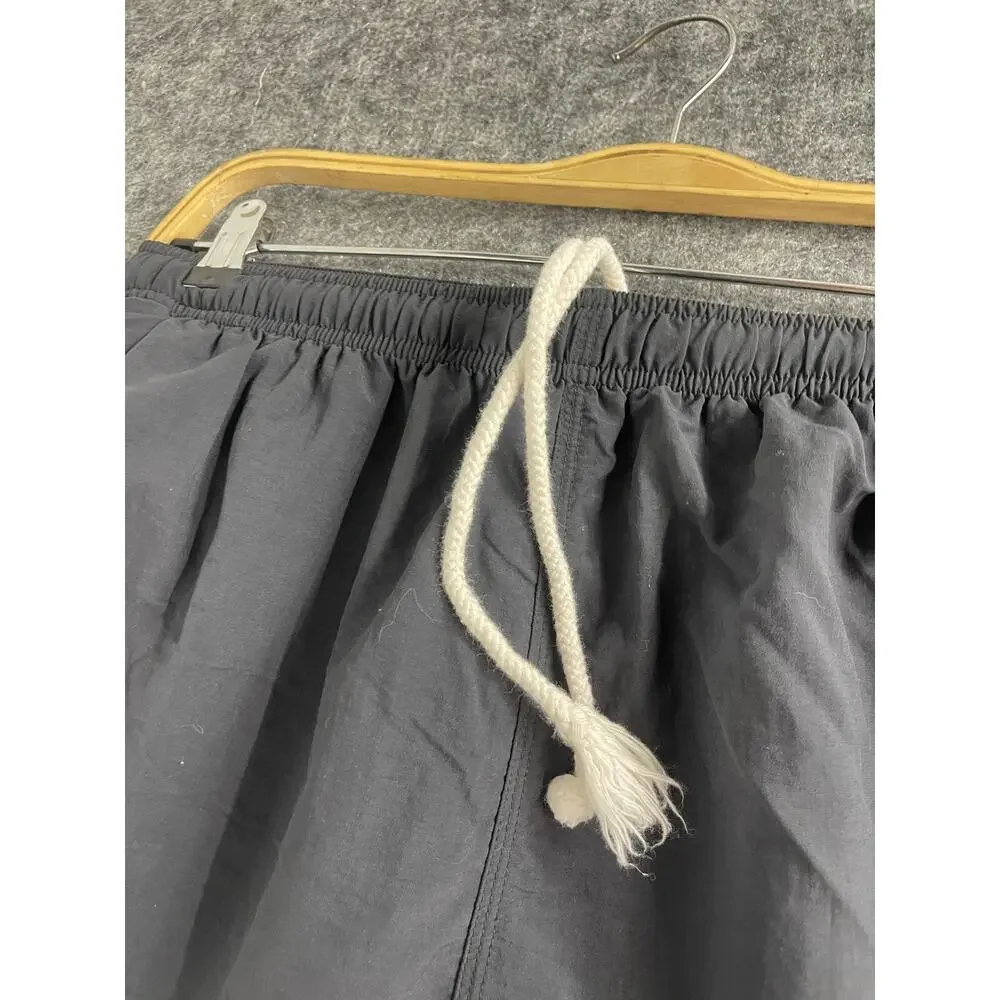 Tommy Bahama excellent premium